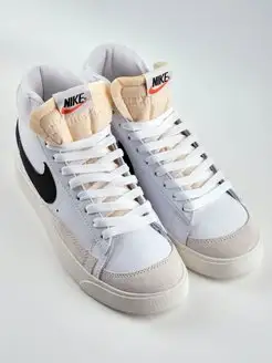 Кроссовки Nike Blazer